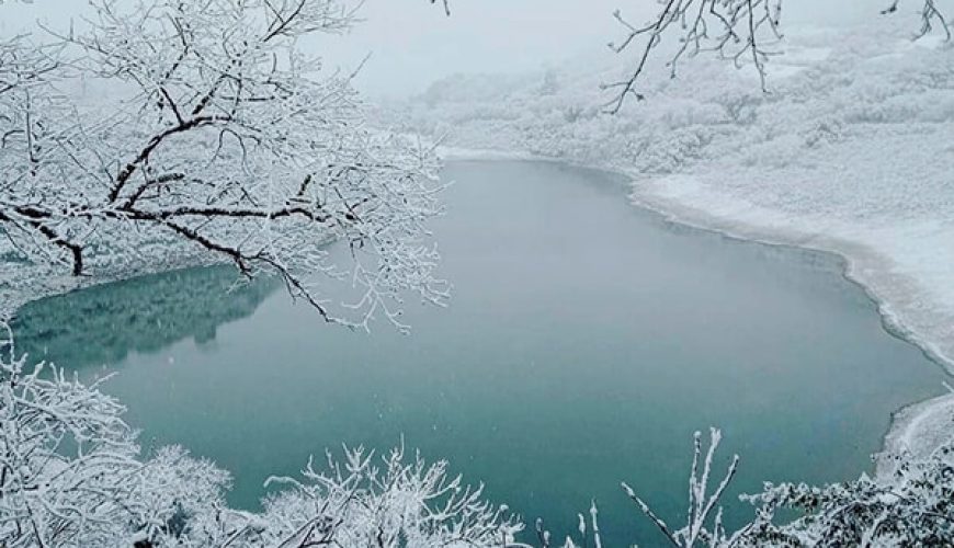 Laguna de Yala con nieve